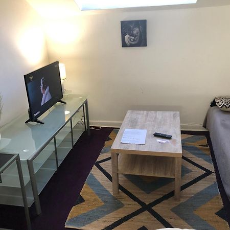 Le Victor Hugo 4 D Et Sa Pizza Offerte Apartment Aurillac Exterior photo